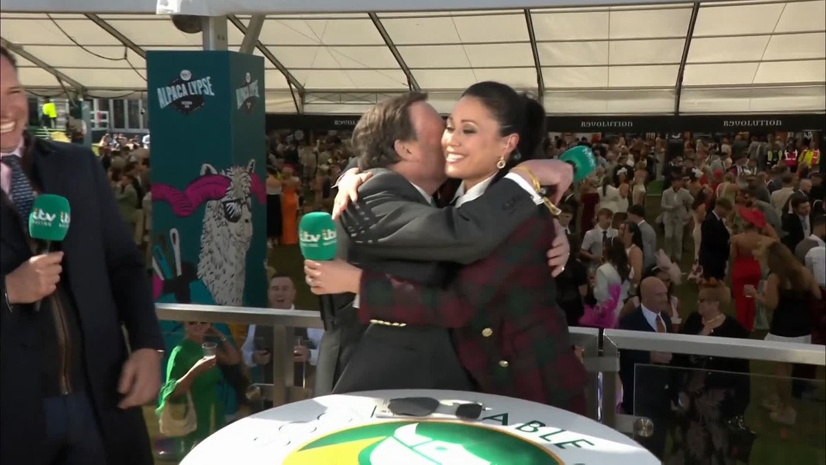 ❤️ DREAMS DO COME TRUE! ❤️ When Nicky met Samantha.... #ITVRacing | #GrandNational | Sam Quek | Nicky Henderson | Oli Bell