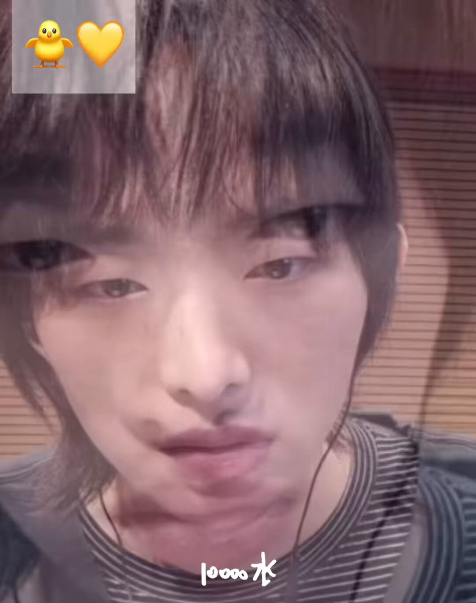 250404 에버라인 영통 팬싸인회 사실 세혁님도 이이쟝챌린지를 했는대요. 이 영상의 포인트는 오른쪽갈땐 입벌리고 왼쪽갈땐 입꾹과 애초에 손 긋는 방향이 잘못되었다는 것 이랍니다 ㅋㅋㅋㅋㅋㅋㅋㅋㅋㅋㅋㅋㅋㅋ아 바보 ㅠ #dragonPony #드래곤포니 #권세혁