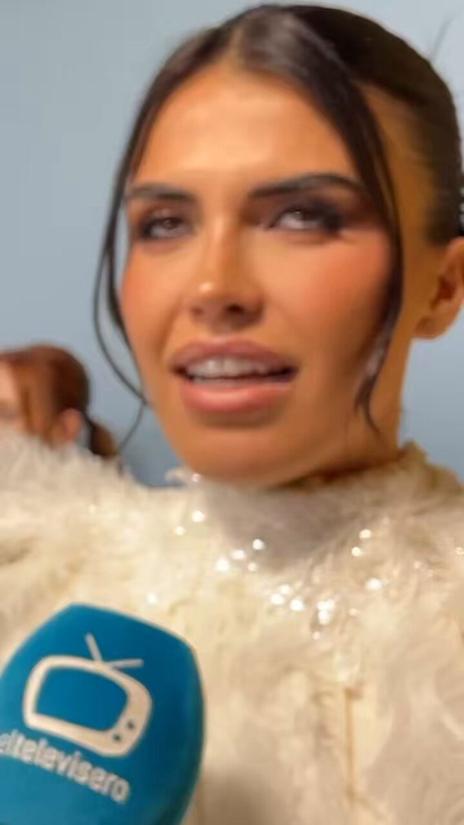 💥 Sofía Suescun, en exclusiva, sentencia a Montoya y Anita en #Supervivientes: "No comparto las actitudes tóxicas que tienen estas parejas. Montoya lleva caretas" 📲 La entrevista completa