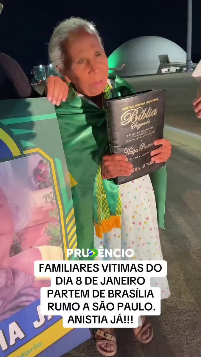 RUMO A SÃO PAULO! Familiares de vítimas do 8 de Janeiro partem de Brasília rumo a São Paulo para o ato do dia 06/04, na Avenida Paulista. #AnistiaJá