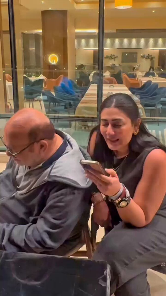 هههههههه هموت يادنيا..وأحلى حاجة السوكسيه اللي في الآخر شكراً للـAi…علوا الصوت وإسمعوا صاصا لو تحبوا🙏Donia salah abdallah-دنيا صلاح عبد الله