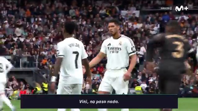 🗣️ "Vini, no pasa nada". El apoyo de Bellingham al brasileño tras errar el penalti frente al Valencia. #DeportePlus #LaCasaDelFútbol