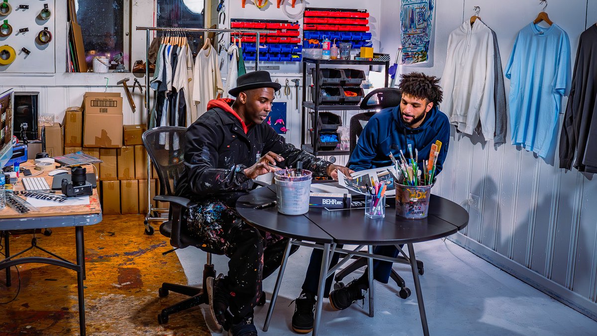 What happens when art and hoops collide 🏀🎨 From the canvas to the court, it’s all about coming together to create something unique for the fans—but make it comfy. 🎨 Detour Jamal Murray Denver Nuggets