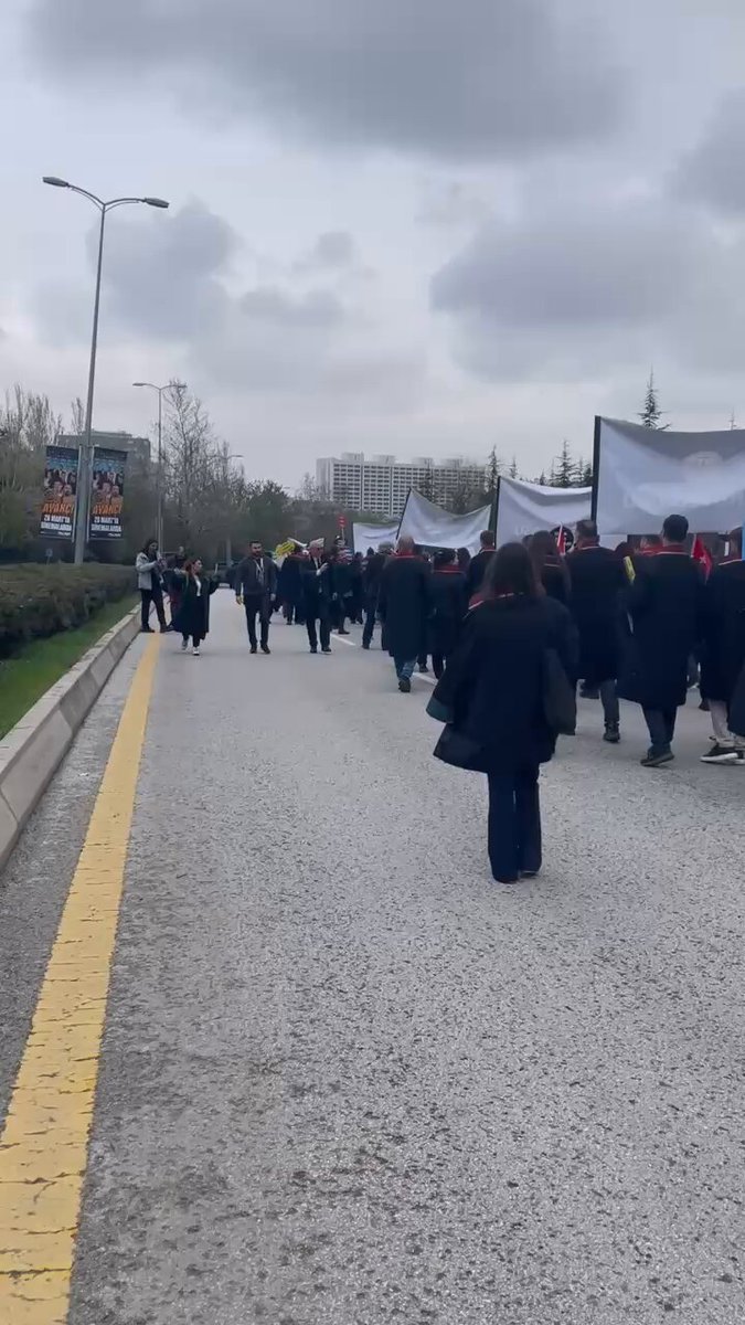 “Adalet yürümüyor diye duracak değiliz dedi, Mahmut Tanal yine adalet kovaladı!” Av.Mahmut TANAL