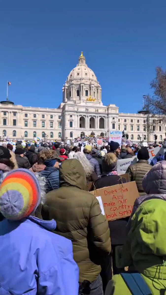 Huge #HandsOff2025 #Handsoff rally in St. Paul, MN today!