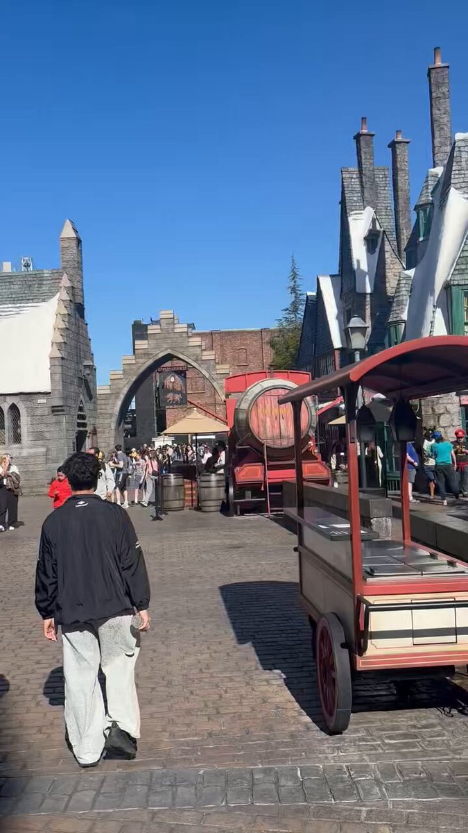 To be honest I was a little worried how the Fast &amp; Furious Hollywood Drift completely brick ride building would look from inside the Wizarding World BUT this looks pretty good and blends in nicely in my opinion 👍🧱 Universal Studios Hollywood