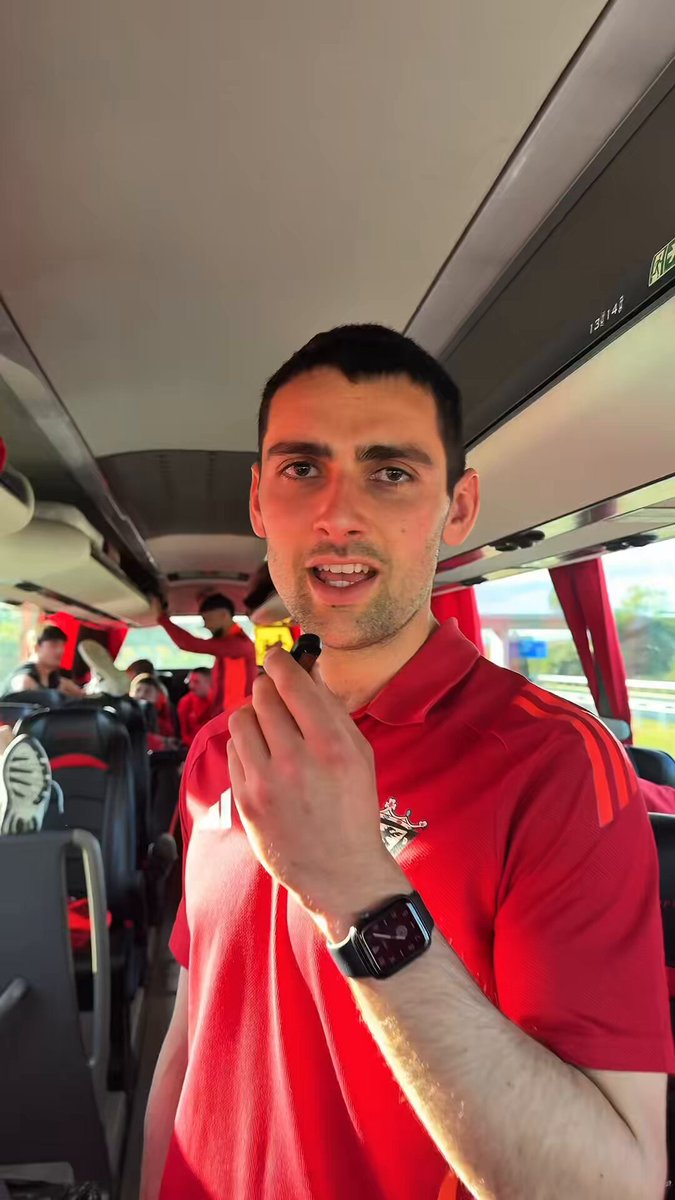 𝐔𝐧 𝐯𝐢́𝐝𝐞𝐨 𝐯𝐥𝐨𝐠 𝐜𝐨𝐧 Ander Martín Odriozola 📹 ¡Contenido exclusivo de nuestro viaje a Zaragoza con Halcón Viajes Oficial! #RealZaragozaMirandés