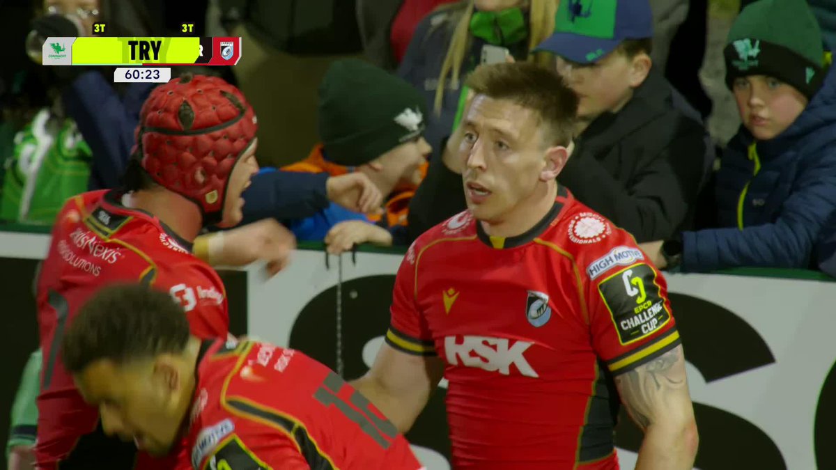 We're all set up for a nailbiter of a finish at the Dexcom! 🙌 A fantastic pass sets up Josh Adams for the Cardiff Rugby try and brings the scoreboard closer to parity 🔵 #ChallengeCupRugby