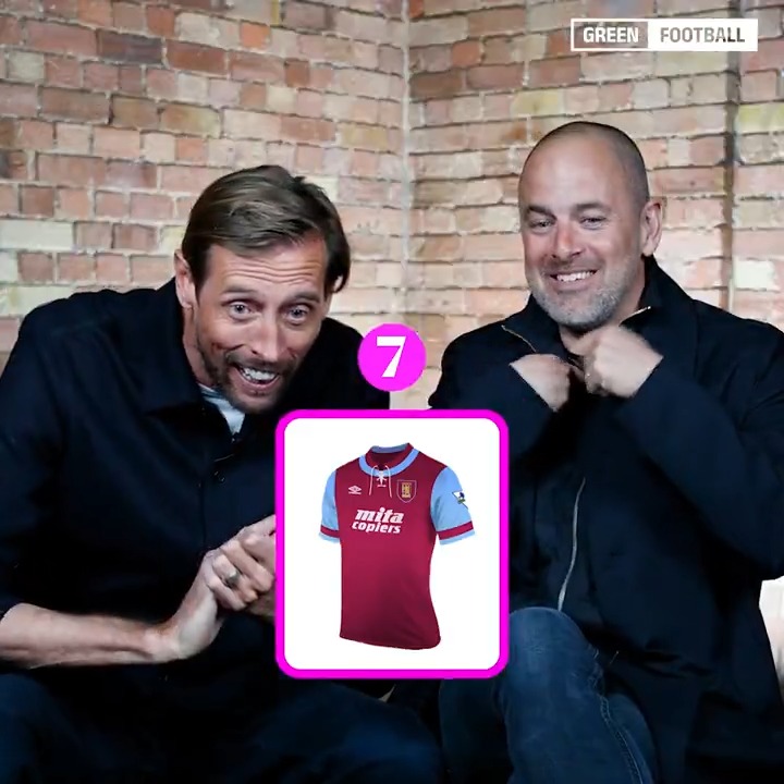 Joe Cole and Peter Crouch go head-to-head as they attempt to name the year these Premier League shirts were worn in 👀 Green Football