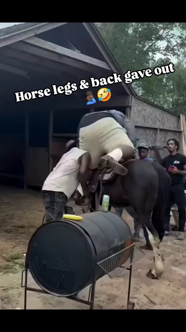 Now why would he even think to do this 🤦🏽‍♂️