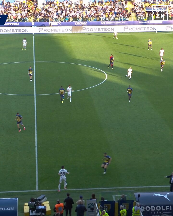 Con un 𝘱𝘪𝘻𝘻𝘪𝘤𝘰 𝘥𝘪 𝘧𝘰𝘳𝘵𝘶𝘯𝘢 💫 𝑴𝒂𝒓𝒄𝒖𝒔 𝑻𝒉𝒖𝒓𝒂𝒎 l’ha messa dentro così al Tardini 🤯 #ParmaInter #SerieAEnilive #DAZN