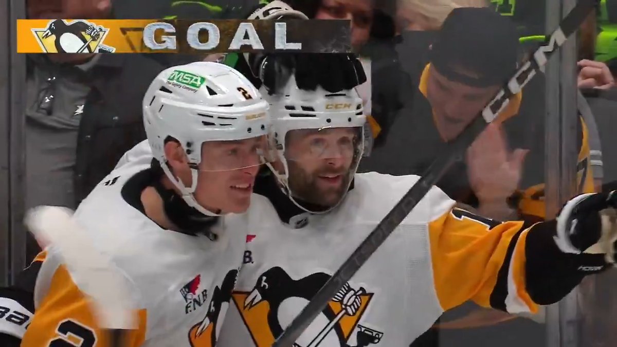 Rusty's 200th NHL goal is a beaut 🤩
