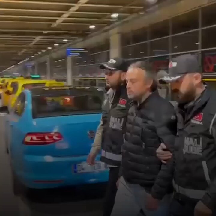 İBB'ye yönelik yolsuzluk soruşturması kapsamında aranan firari reklamcı Kaan Ketenci KKTC'de yakalandı.