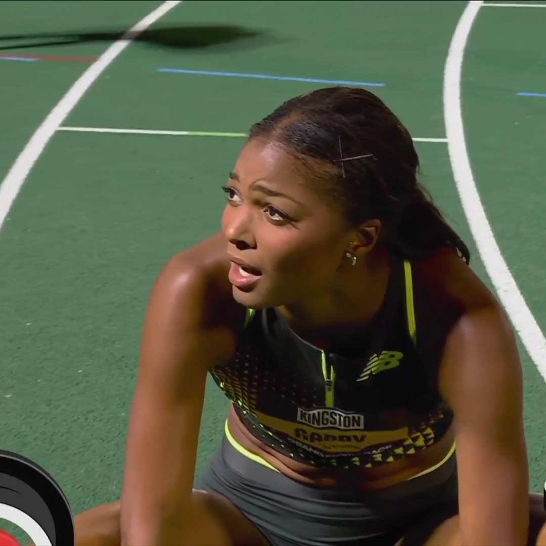 LFG WHAT A RACE!!! 🔥 48.67 from Salwa Eid Naser and Gabby Thomas digs deep to beat Marileidy Paulino in the 400m to take home $100K! 💰