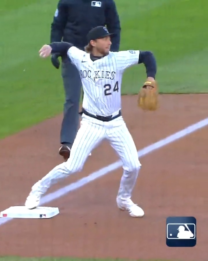 The Colorado Rockies turn their first triple play since 2015! (MLB x loanDepot)