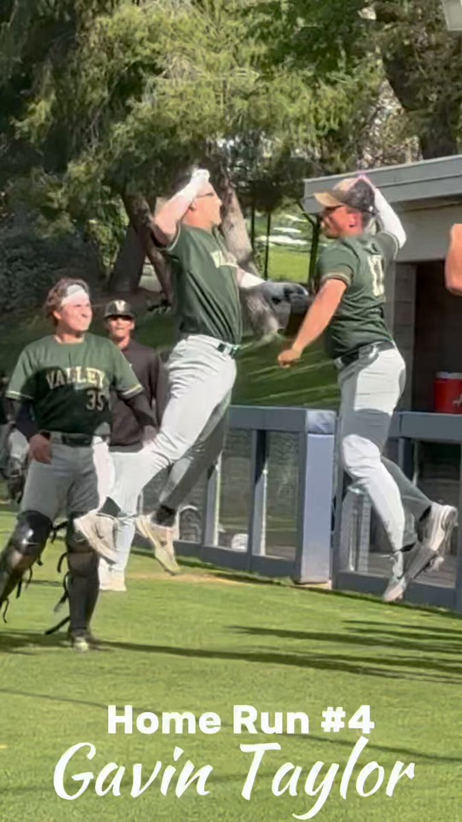 Three Run Home Run #4 - went 2-3, 1HR, 1 2B, 3RBIs, 1BB, 1HBP, 2R vs College of Canyons game3 #gavintaylor #catcher #uncommitted #juco #sophomore FLATGROUND Hitting