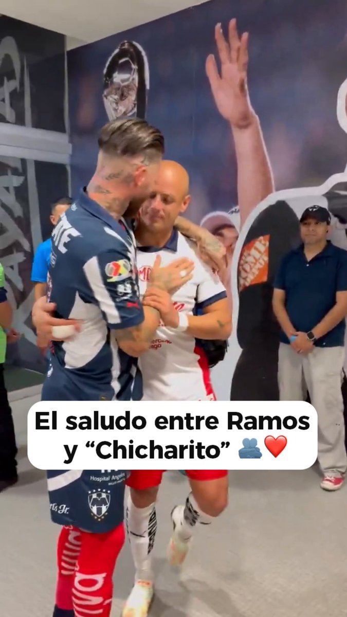 ¡Viejos amigos! ❤️⚽ (vía CHIVAS)