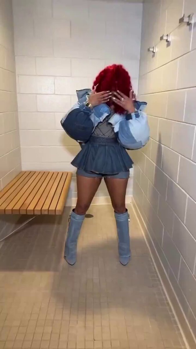 no you guys just didn’t get it like i did. A LEWKKKKK!