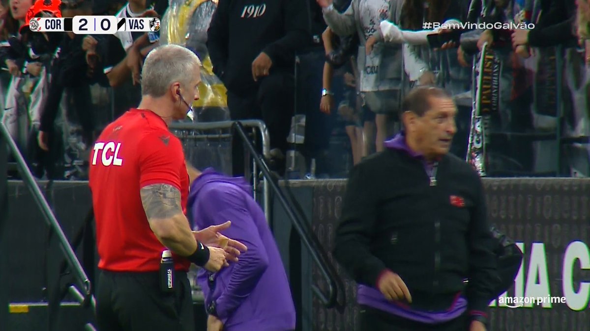 ياسااااااااااااااااااااااتر 😱 رامون دياز ينفجر غضب في البرازيل على الحكم والحكم يشهر البطاقة الحمراء 😳