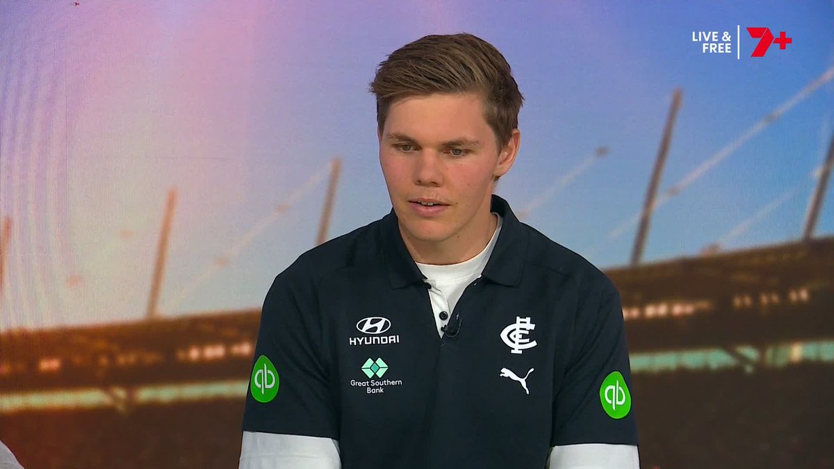 "It sort of felt like an up and down roller coaster and I just hit the bottom" An open and honest Cooper Hamilton joins the Sunday Footy Feast. We're all behind you mate 👏