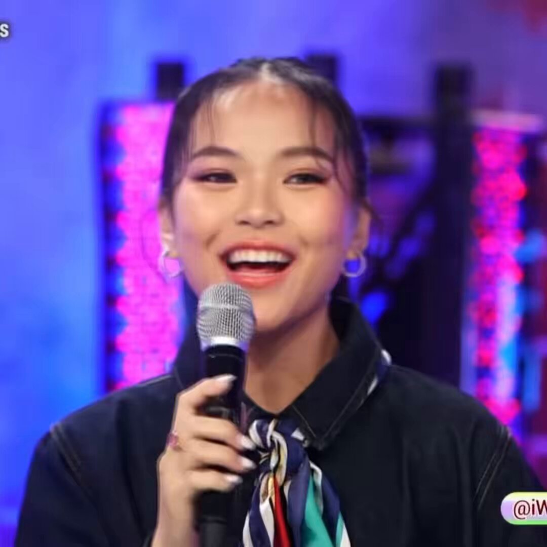 Super magandang dilag. She’s getting prettier everyday. RAIN RULES IWantASAP