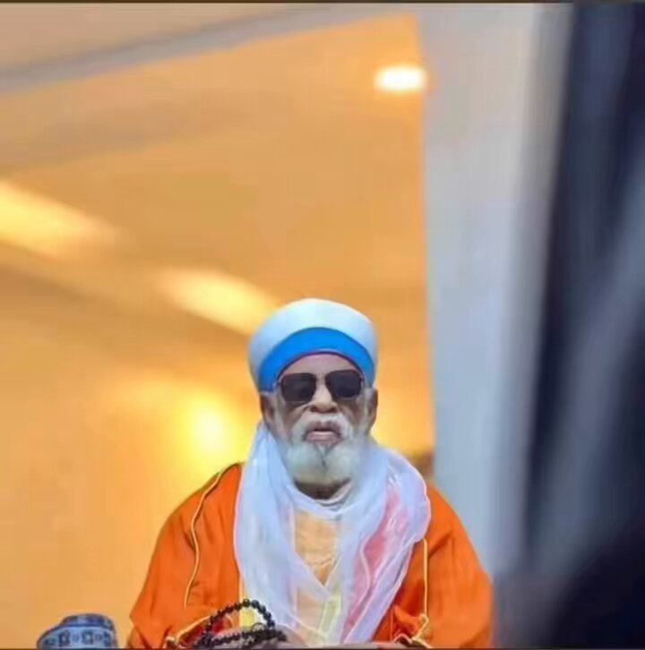 “Idan maqiyin Manzon Allah SAW Yaje Lahira”……👇🏼👇🏼 Ku saurari Wannan daga Bakin Maulana Sheikh Dahiru Usman bauchi❤️🕊️📿