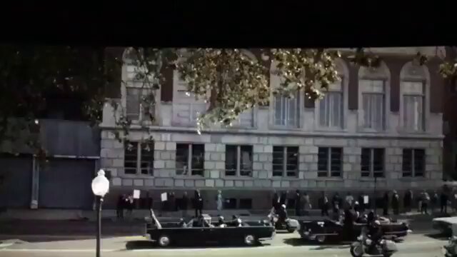 Cinco meses antes del asesinato de Kennedy, pasó algo increíble: Un hombre entró a la embajada de EE.UU. en Bulgaria con una advertencia: “Lee Harvey Oswald planea matar al presidente Kennedy en Dallas.” La advertencia fue ignorada.