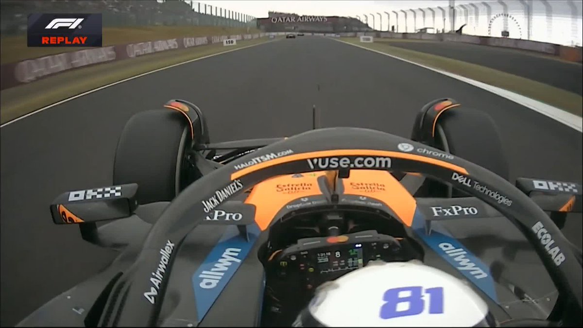 "Cheeky" 📻👀 A big lock-up from Lando on the last lap 💨