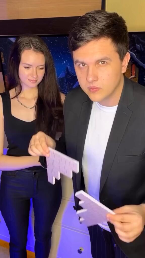turns out it's just an ordinary trick 🗿🗿