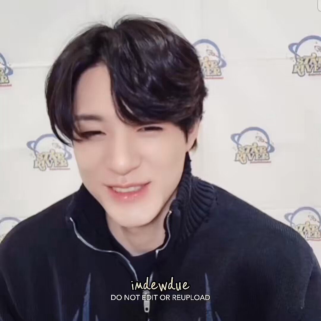 : your hair.. it is not hair curling but permed? jeno: hm (nods) : really? coz it seems like it and doesnt seem to be hair curling.. why did you get perm? jeno: ah no one knew it ㅋㅋ i just wanted to try : it suits you so well jeno: really? cr. imdewdue