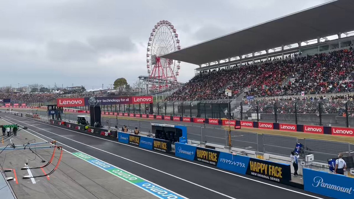 無事、F1のお仕事終了👍 レースは、大役で特別な解説も💦 とても良い経験をさせて頂きました🙇 いつもは、生で走行するシーンを見れなかったので素晴らしい席からスタートとゴールを見られて良かったです☺️ 解説、GPニュース、ご視聴頂きありがとうございました😉 スタッフの皆さん、出演者の皆さん お疲れ様でした👍 来年は、新たなレギュレーションになるので、どんな日本🇯🇵GPになるかなぁ😅💦 さぁ来週は、自分のレース💪 明日から準備頑張ります👍