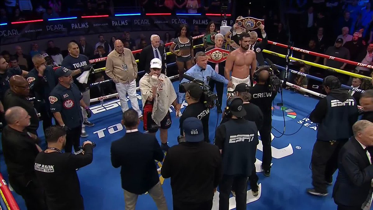 TORREZ BEATS VIANELLO! 👊 Richard Torrez defeated Guido Vianello by unanimous decision in their 10-round heavyweight clash in Las Vegas ‼️🥊