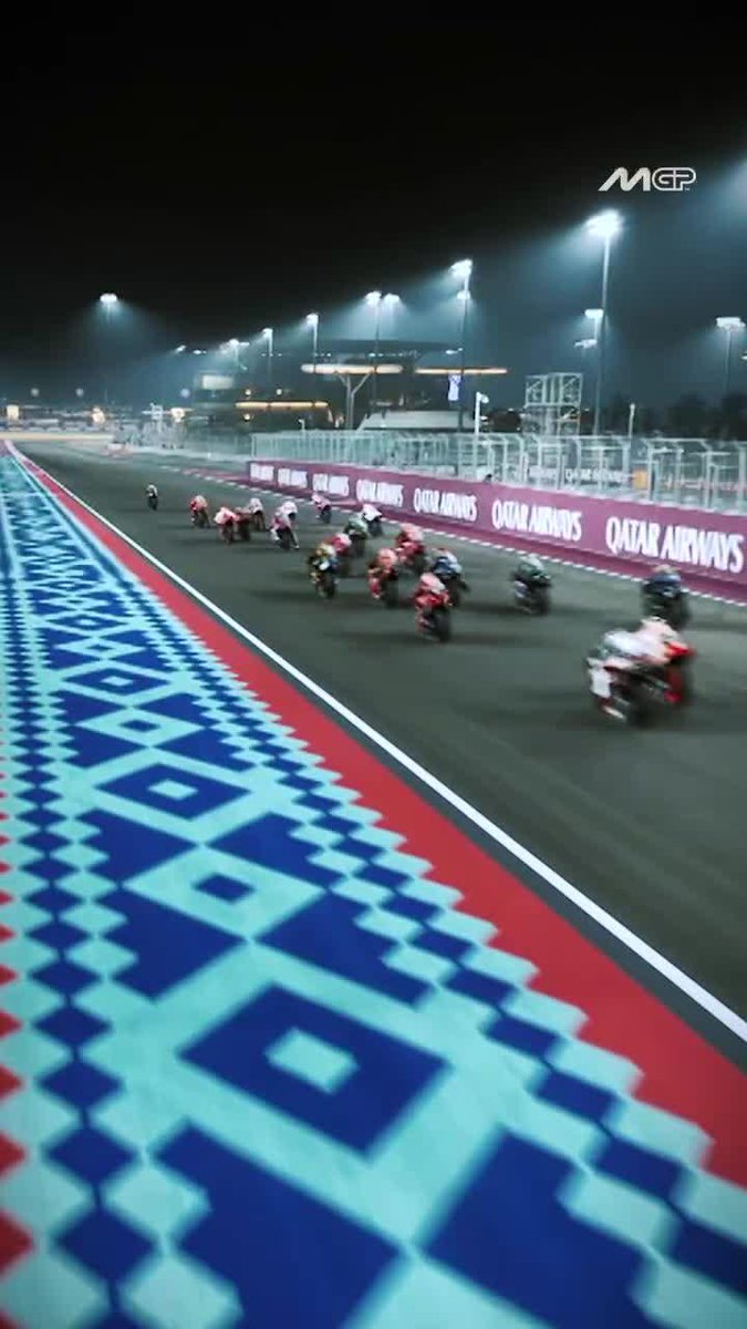 Lights on and lights out! 💡🚥 It's time for the #QatarGP 🇶🇦 #MotoGP