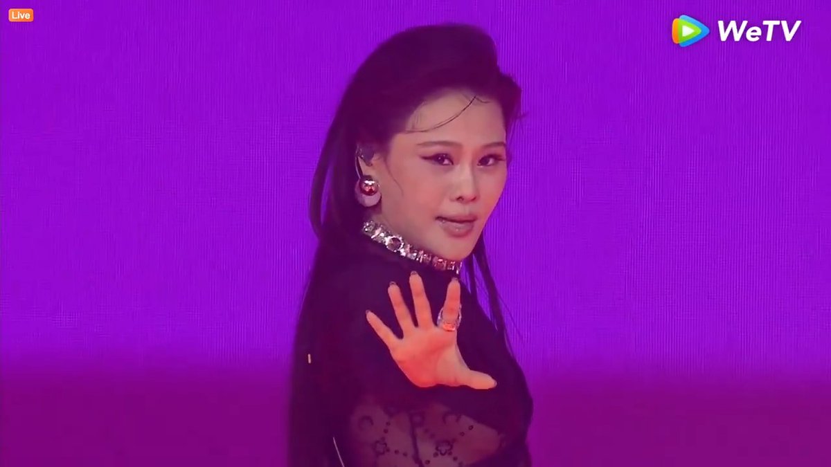 'Take It Easy (偶像的黄昏)' - Mentor TIA RAY | CHUANG Asia S2 Grand Debut Night ✨ 📺 watch CHUANG Asia S2 Grand Debut Night on WeTV! 🔗 CHUANG Grand Debut Night #CHUANGAsiaGrandDebutNight #CHUANGAsiaS2 #CHUANGAsia #TiaRay