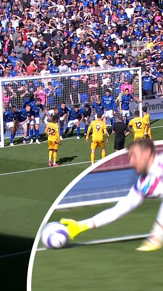 All eleven Ipswich players putting their bodies on the line for this indirect free-kick 🧱