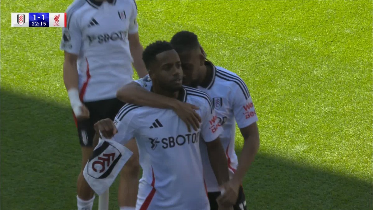 Ryan Sessegnon has Craven Cottage ROCKING! 🔥