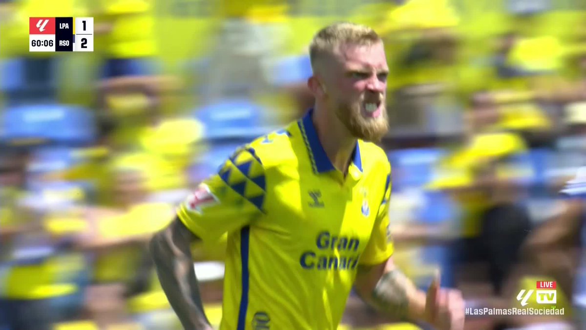 Oli McBurnie's first LALIGA goal! 🏴󠁧󠁢󠁳󠁣󠁴󠁿 Fábio Silva brilliantly assists the Scottish striker who pulls a goal back for Las Palmas 👏 𝑃𝑟𝑒𝑠𝑒𝑛𝑡𝑒𝑑 𝑏𝑦 SBK | 18+ | 𝑃𝑙𝑒𝑎𝑠𝑒 𝐺𝑎𝑚𝑏𝑙𝑒 𝑅𝑒𝑠𝑝𝑜𝑛𝑠𝑖𝑏𝑙𝑦