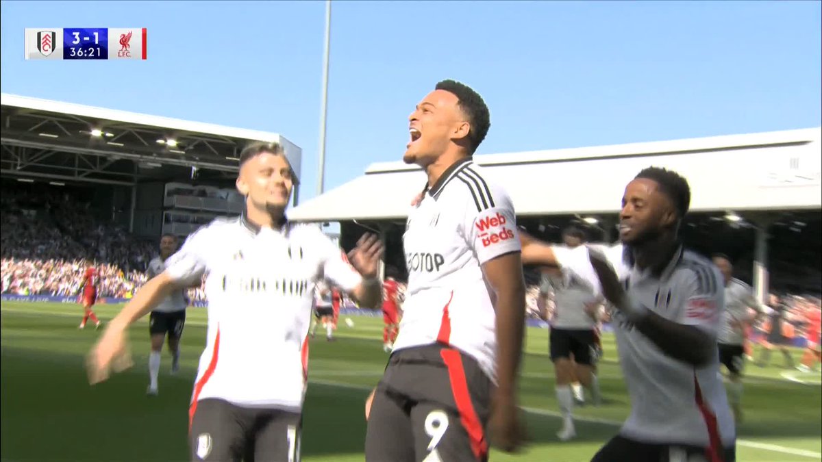 2 goals in 5 MINUTES for Fulham! 😱