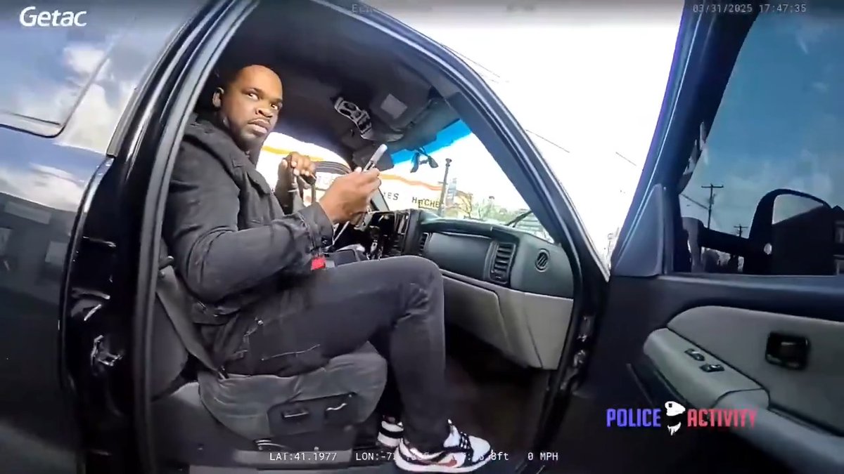 Man runs from Bridgеport, CT police. Female cop does some screeching. Guy fleeing pulls a gun. Male cop shoots him with his Smith & Wesson M&P - seemingly a CNS shot judging by the guy's reaction. #CityLife #police #ballistics #cops #bridgeport #crime #urban