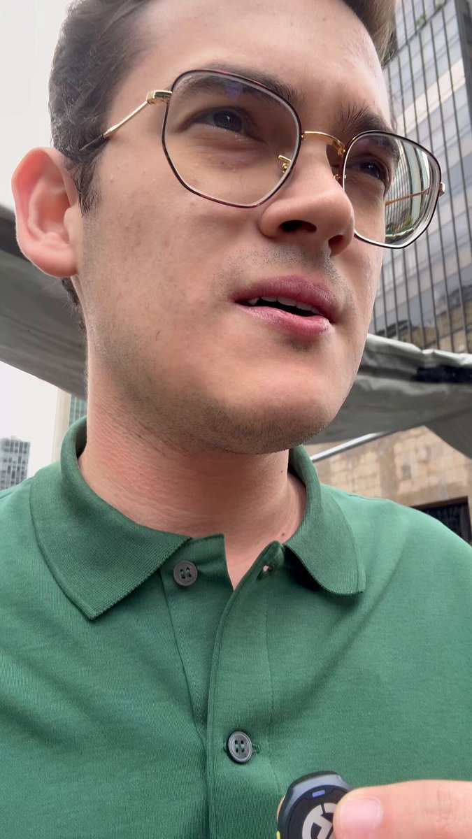 2h antes do horário marcado e a AV. PAULISTA já está LOTADA! O Brasil pede ANISTIA JÁ! Se você não pode vir, compartilhe e mostre que a voz do povo precisa ser ouvida.