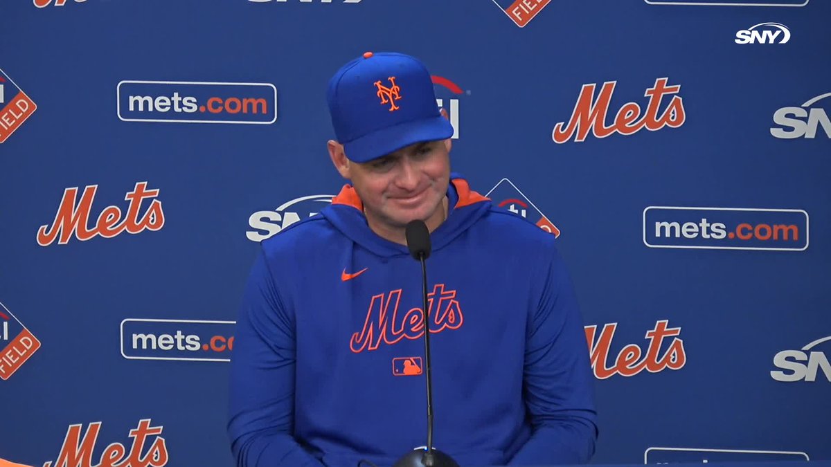 Carlos Mendoza was asked by a kid reporter what the Mets have that the Dodgers don't: "We've got Juan Soto and Francisco Lindor" 🤣