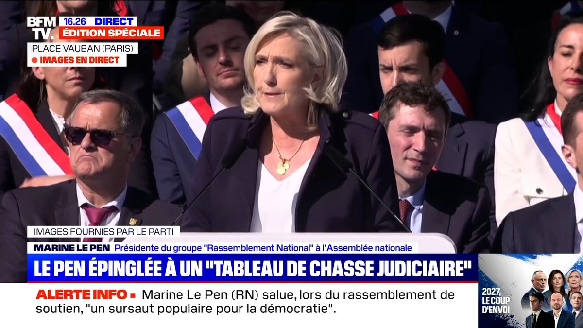 Alors que ce soit clair, nous ne mettons pas toute la justice dans le même sac. Nous n’oublions pas qu’il y a des juges exemplaires qui font leur travail avec impartialité et nous condamnons bien sûr les insultes et les menaces contre les magistrats, tous les magistrats.