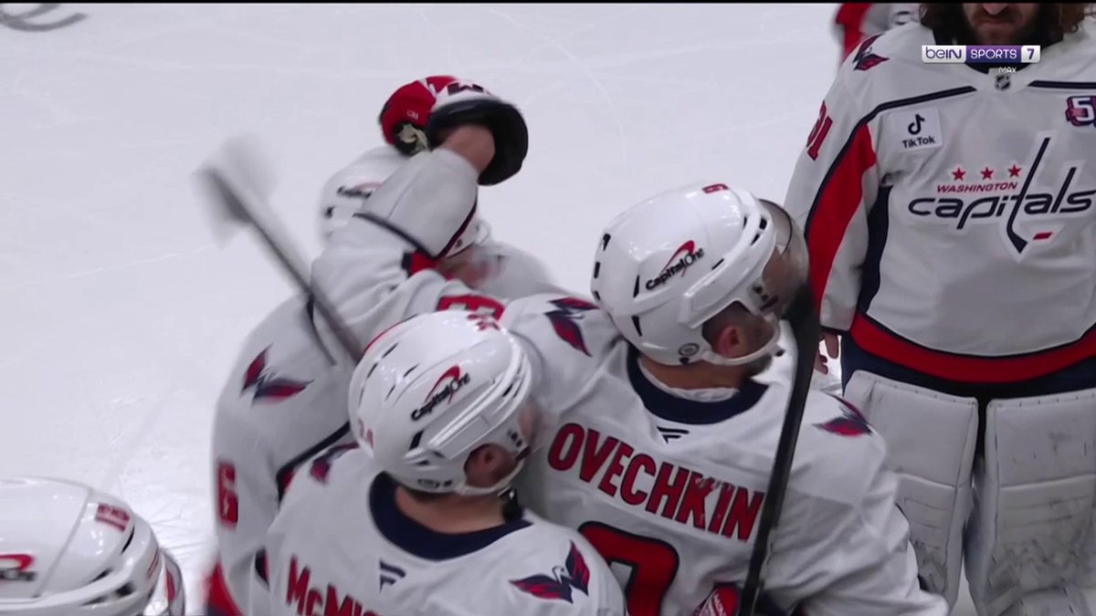 [📺LIVE] 🏒 #NHL ❄️ 895ème but d'Alex Ovechkin en NHL ! 🤯 Il devient le meilleur buteur de l'Histoire de la Ligue ! Quel moment !