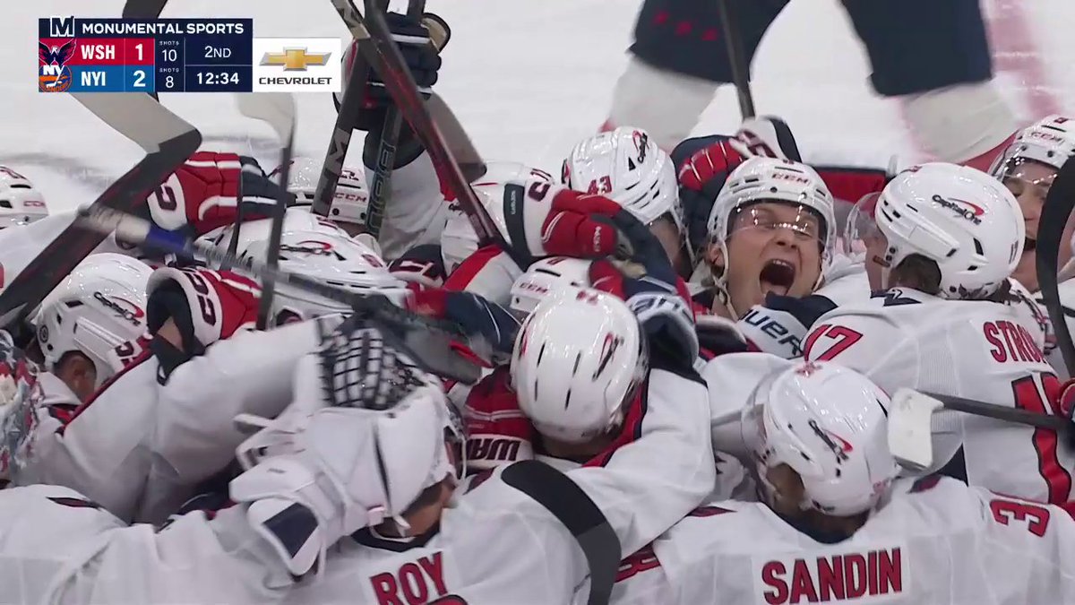 Long-time Washington Capitals announcer Joe Beninati called Alex Ovechkin's first NHL goal. All these years later, he called Alex Ovechkin's record-breaking goal. 🫡 Iconic. #Gr8ness