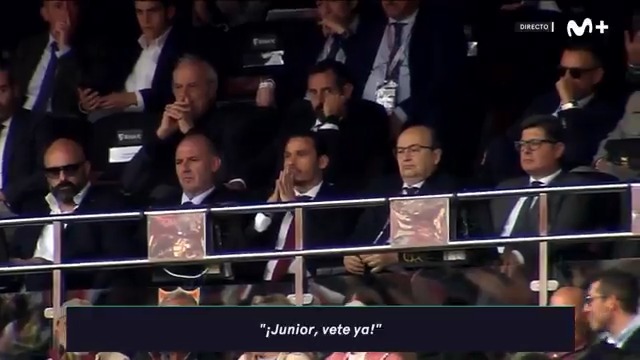 Los cánticos contra la directiva en Sevilla. #DeportePlus