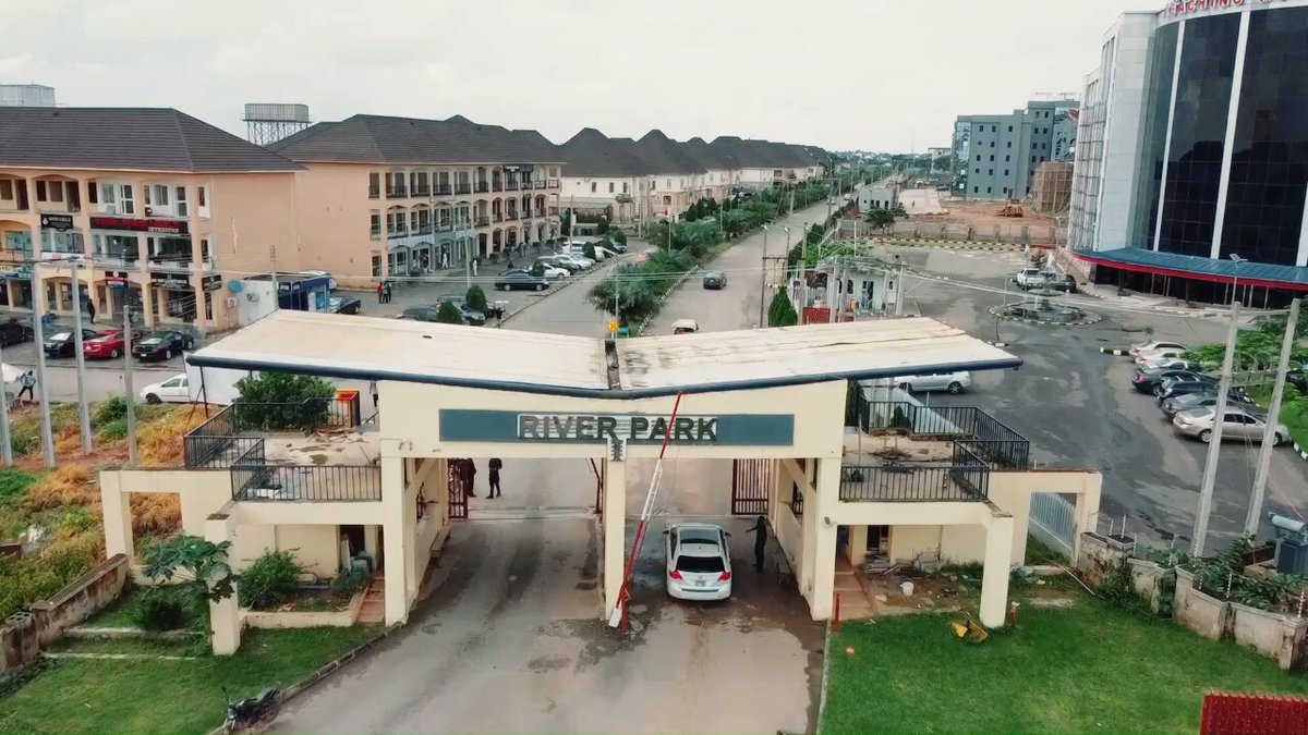 Minister of Foreign Affairs Samuel Okudzeto Ablakwa takes a tour of Ghanaian Businessman Sam Jonah’s groundbreaking 501 Hectares River Park Estate in Abuja, Nigeria. Sam Okudzeto Ablakwa #Ghana #GhanaianBusiness
