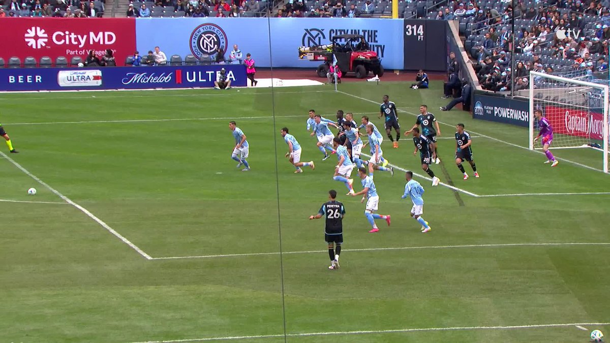 Wil Trapp strikes on the set-piece routine to make it two for x - Minnesota United FC. ✌️