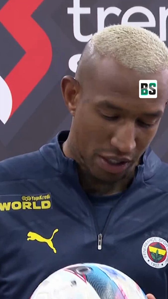 Anderson Talisca, hat-trick yaptığı topla.