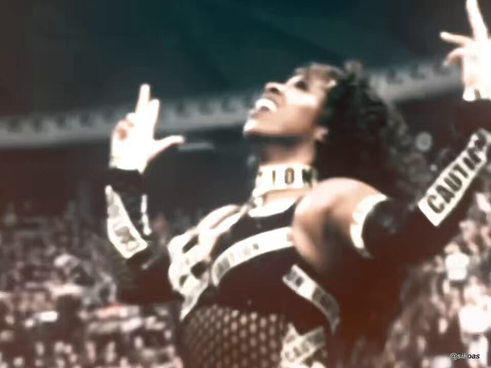 ੈ✩‧₊˚ ⚠️NAOMI — Trinity ▶︎ •၊၊||၊|။||||။၊|• THEM BONES she’s beating jade at mania btw