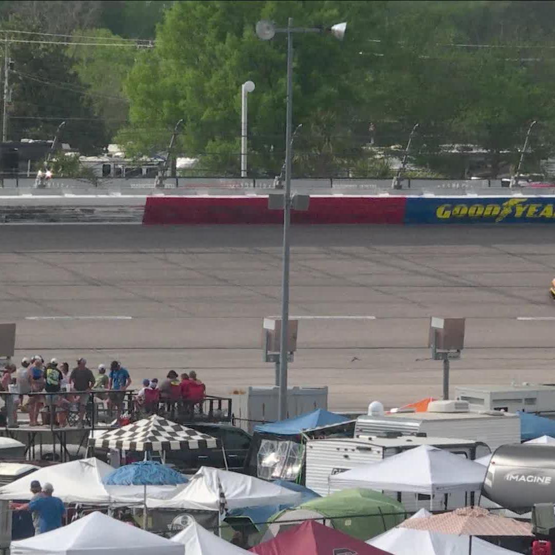 Hang on, Brad Keselowski! 🫣